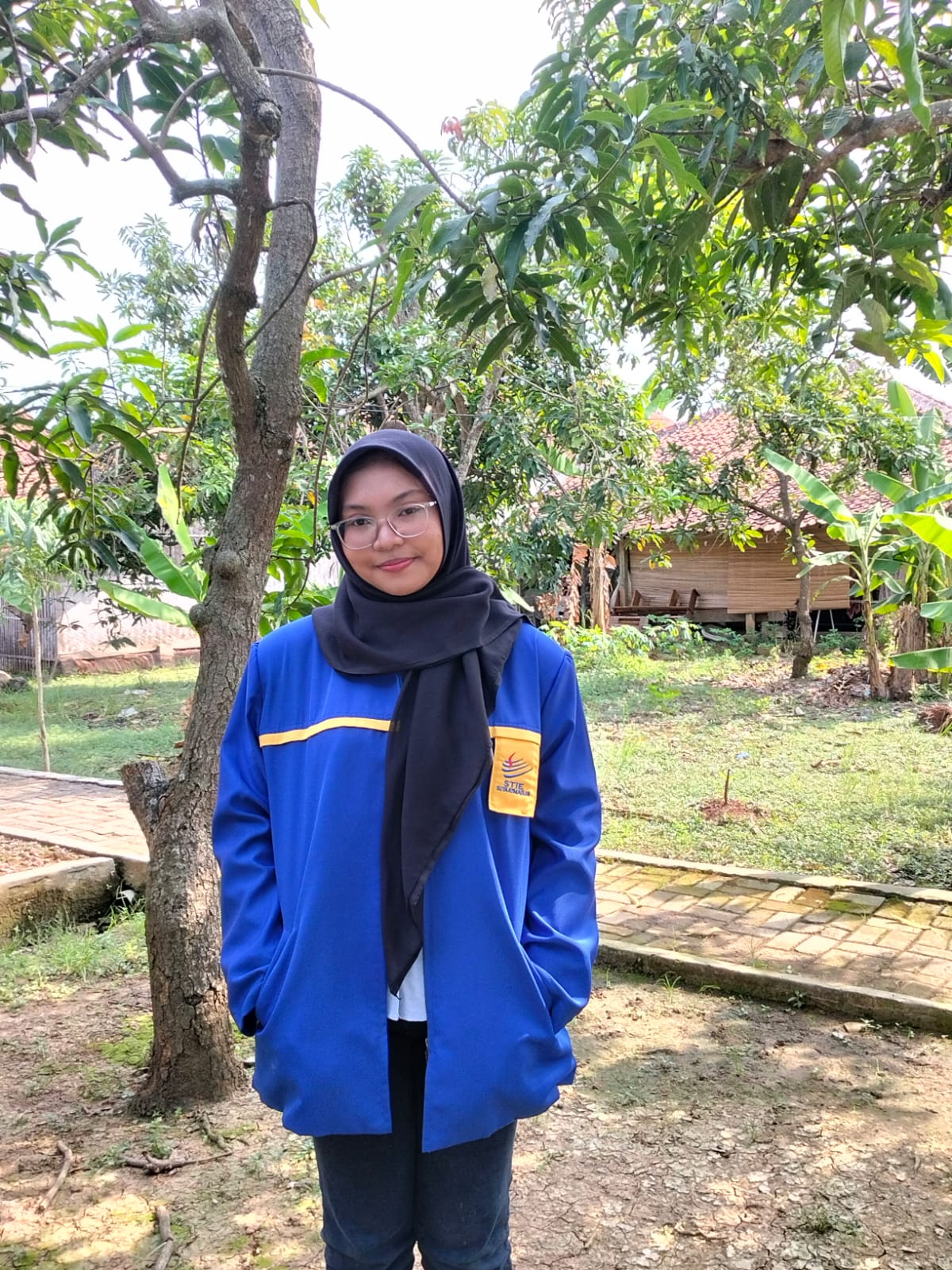 Rina Lestari